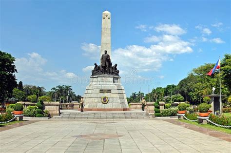 Dr. Jose Rizal Monument editorial stock photo. Image of hero - 24347783 ...