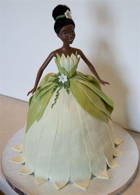 Princess Tiana Barbie Cake — Birthday Cakes | Princess doll cake, Barbie cake, Baby doll cake