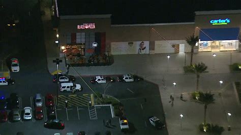 Man shot at Antelope Valley Mall, suspect arrested - ABC7 Los Angeles