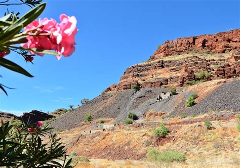 Blue Asbestos Tailings and Old Mine Works, Wittenoom Gorge… | Flickr