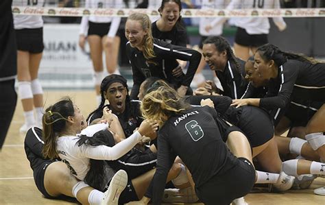 Hawaii volleyball team takes over Big West lead from Cal Poly | Honolulu Star-Advertiser