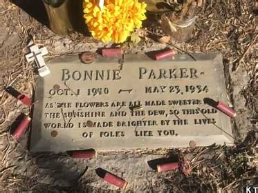 Dallas, TX - Grave of Bonnie Parker