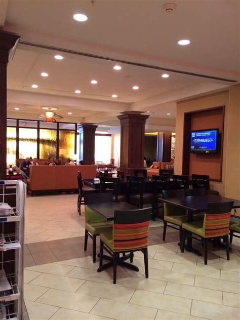 Buffalo Marriott Niagara - 19 Photos & 53 Reviews - Hotels - 1340 ...