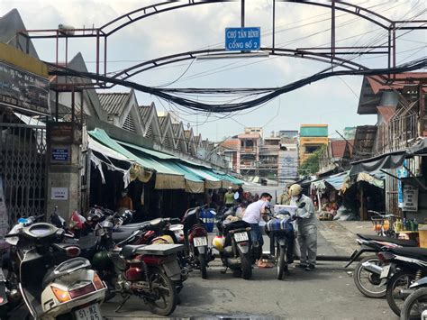 Chợ sỉ Tân Bình, An Đông: Sang sạp, cho thuê lại sạp, dời về nhà...