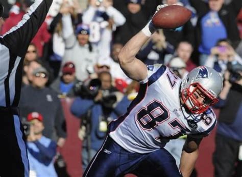 Rob Gronkowski (Gronking) | Gronkowski, Rob gronkowski, Nfl highlights