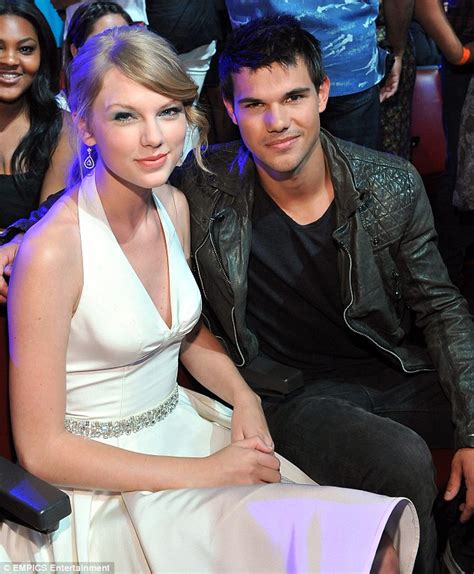 Taylor Swift ‘puts all of her ex-boyfriends on her sh*t list’ after ...