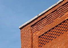 Category:Brickworks with relief patterns - Wikimedia Commons