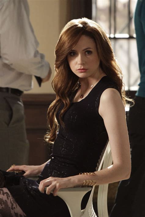 Karen Gillan - 'Selfie' TV Series Season 1 ep04 Stills • CelebMafia