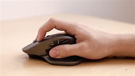 Logitech MX Master 2S Review - RTINGS.com