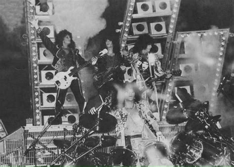 KISS (NYC) December 16, 1985 (Asylum World Tour) - KISS Photo (43692151 ...