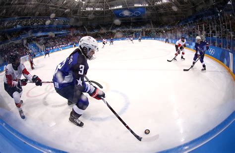 Ice Hockey - Winter Olympics Day 13 - LA84 Foundation