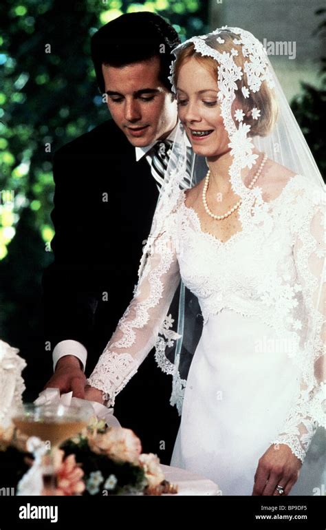 DESI ARNAZ JR & AMY STRYKER A WEDDING (1978 Stock Photo: 30940985 - Alamy