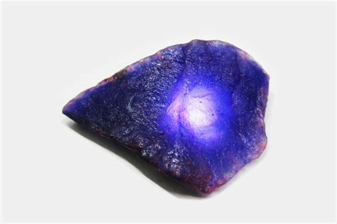 Purple Sapphire: The Ultimate Guide to Meaning, Properties, Uses ...