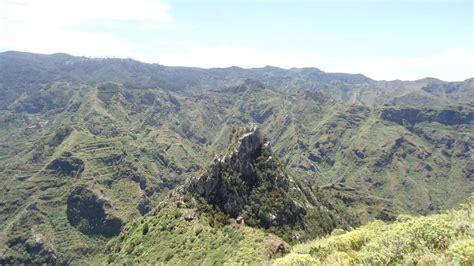 Anaga Mountains Tenerife - walking through clouds - Mountains For Everybody