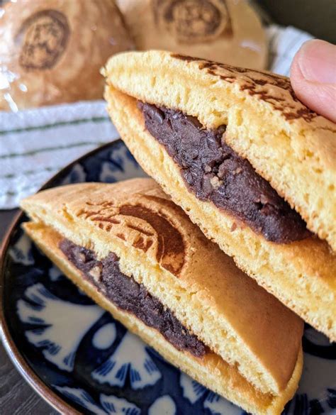 Dorayaki: Japanese pancakes with red beans - The Japanese Kitchen