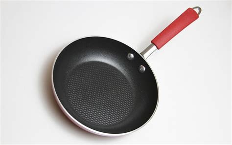 Are Nonstick Pans Safe? - Scientific American