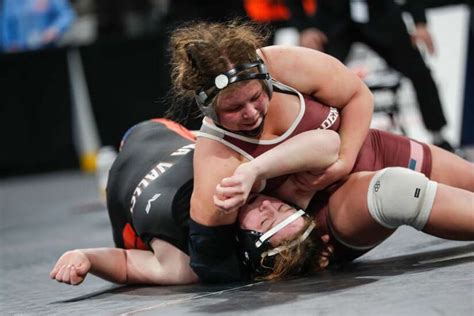 Photos: 2023 Iowa girls’ state wrestling championships finals | The Gazette