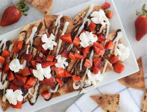 Strawberry Chocolate Dessert Nachos | Recipe | Dessert nachos, Mexican dessert recipes, Desserts