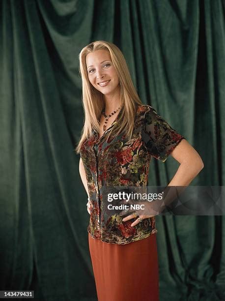 523 Lisa Kudrow Phoebe Buffay Stock Photos, High-Res Pictures, and ...