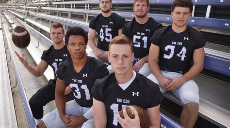 Washington High School's football dominance boosting University of ...