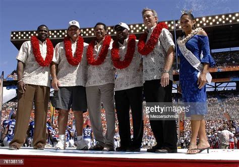 91 Hawaii Sports Hall Of Fame Stock Photos, High-Res Pictures, and ...