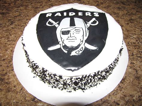 Raiders Cake | Raiders cake, Raider cake, Cake