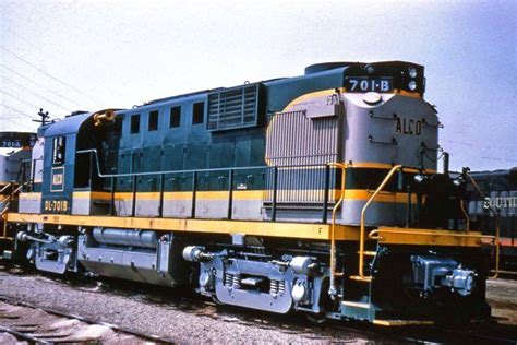 Alco RS11 | Vintage train, Train pictures, Old trains