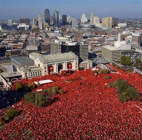 Kansas City Chiefs Union Station - Union station kansas city in kansas city, missouri is one of ...