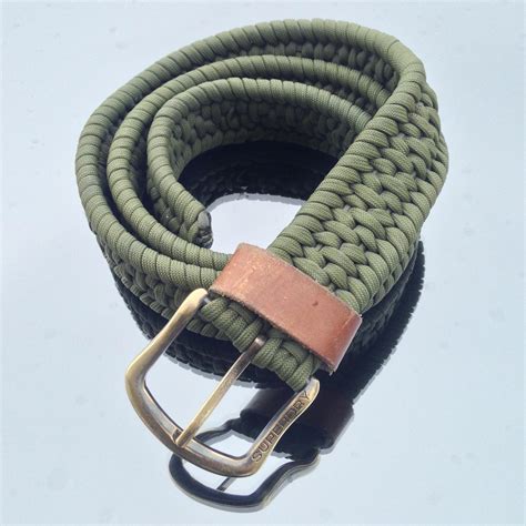 Here's my custom designed paracord belt! What's everyone think? : r/paracord