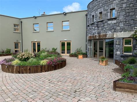 FIDDLE + BOW HOTEL - Updated 2024 Prices & Reviews (Doolin, Ireland)