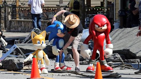 Knuckles Confirmed in Sonic 2 Movie Set Photos