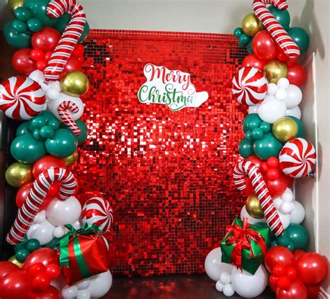 Christmas Party Backdrop Ideas | Christmas party backdrop, Christmas balloon decorations ...