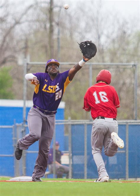 LSU-Shreveport completes sweep of Jaguars | Advosports | victoriaadvocate.com