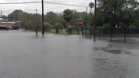 Rains leave downtown streets flooded