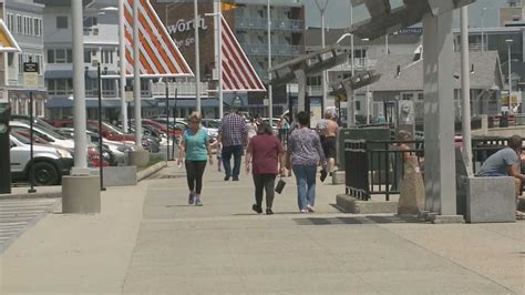 Hampton Beach boardwalk named best in US by ‘Coastal Living’ magazine