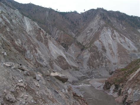 Landslides near Muzaffarabad from the 2005 Kashmir earthquake - The Landslide Blog - AGU Blogosphere