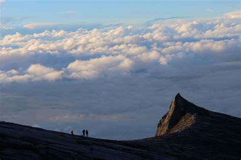 Top 7 Hiking Trails In Sabah | PTT Outdoor