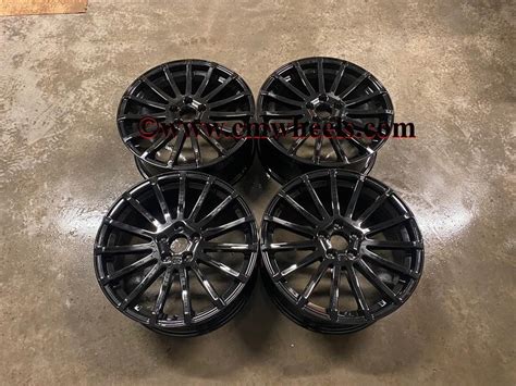 18″ Ford Focus RS MK2 Style Alloy Wheels – Gloss Black – CMWheels