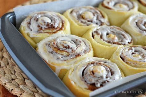 Cinnabon Cinnamon Rolls