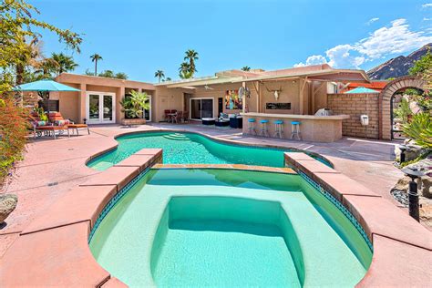 Desert Modern – 575 S Fern, Canyon Dr, Palm Springs, CA, USA – The Pinnacle List