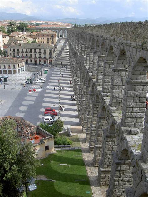 Aqueduct of Segovia | RiTeMaiL