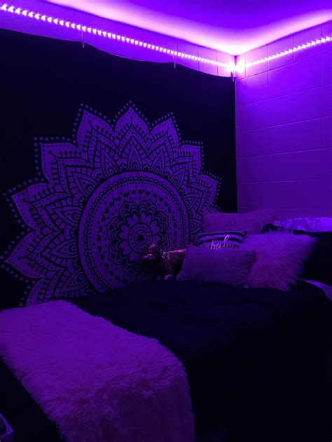 My college dorm it’s a vibe. Black and light pink. Tapestry & LED strip lights. Tumblr Teen Room ...