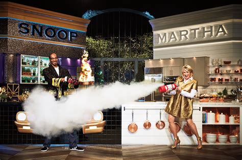 Martha Stewart and Snoop Dogg Are Hosting a Cooking Show Together ...