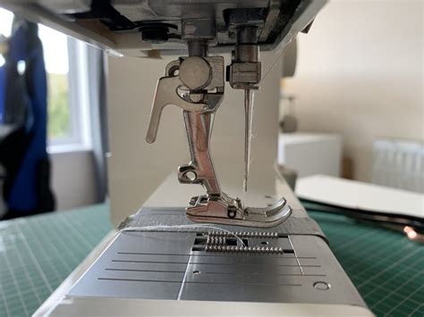 A Guide To Sewing Machine Feet