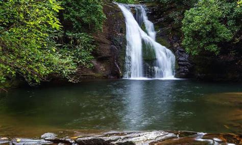 12 Best Waterfalls In Georgia You Must Visit - Finite Travels