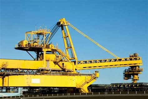 Ship Loaders | Alatas Crane Services Worldwide