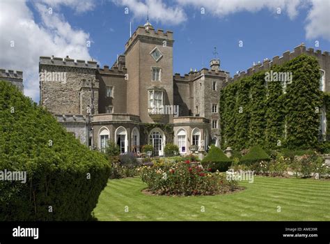 Powderham Castle, historic home of the Earl of Devon near Exeter Stock Photo - Alamy