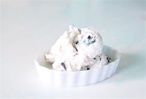 Cookies & Cream Frozen Yogurt Recipe – Pop Shop America