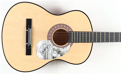 Taylor Swift Signed 38" Acoustic Guitar (JSA) | Pristine Auction