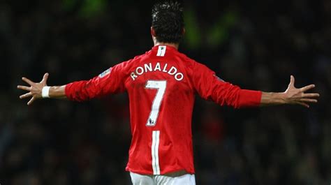 Ronaldo regressa 12 anos depois ao Manchester United | Rádio Geice